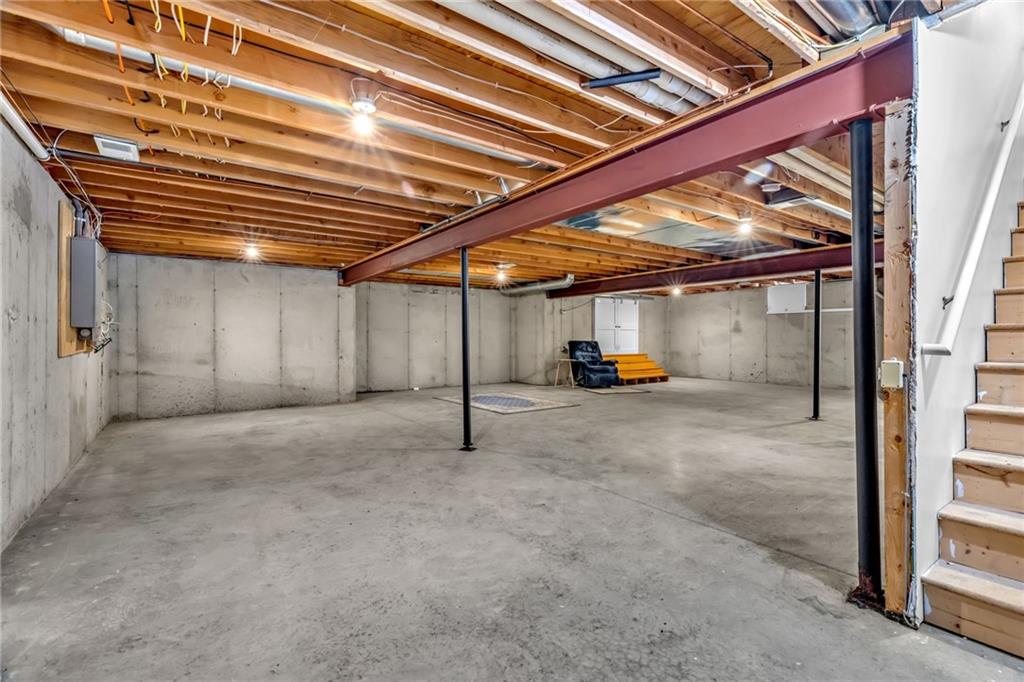 3413 S Victoria Drive