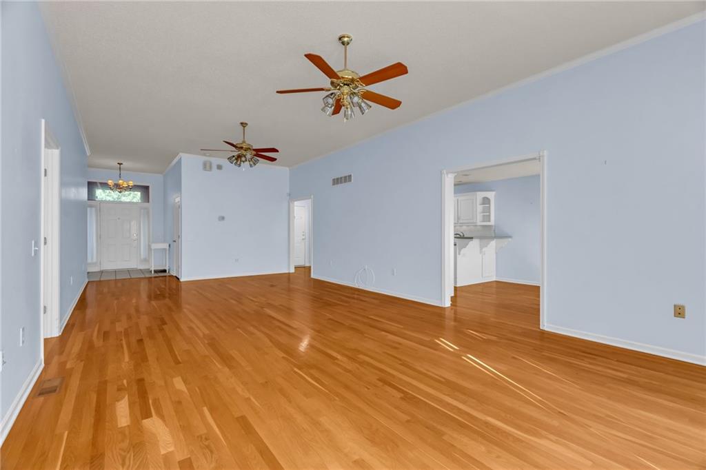 3413 S Victoria Drive