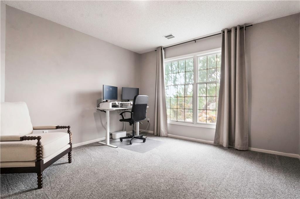 14908 Glenwood Avenue