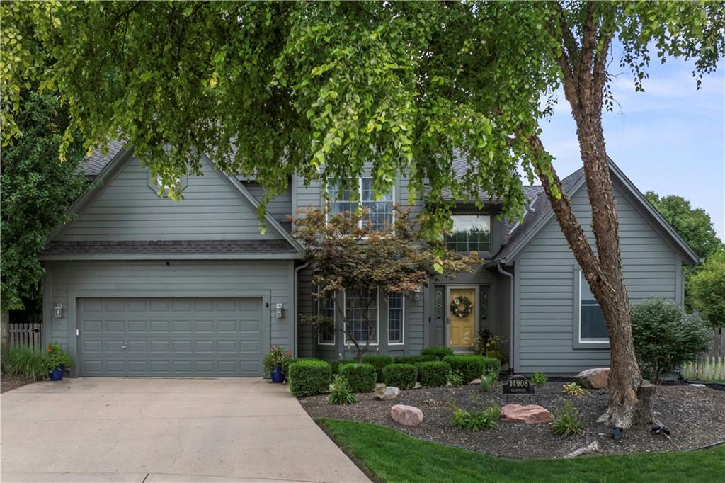 14908 Glenwood Avenue