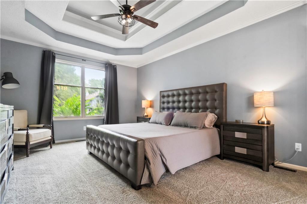 14908 Glenwood Avenue