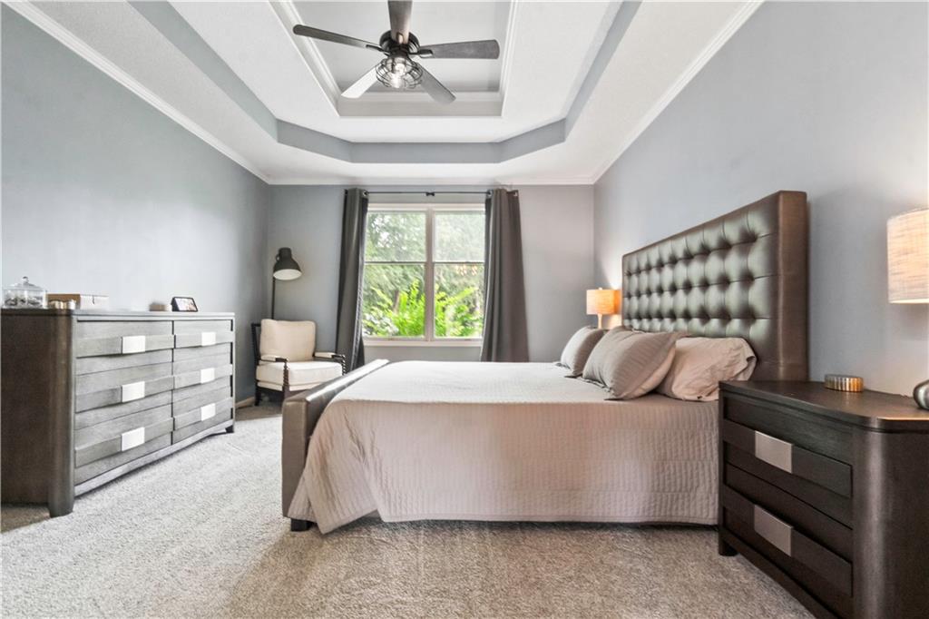 14908 Glenwood Avenue