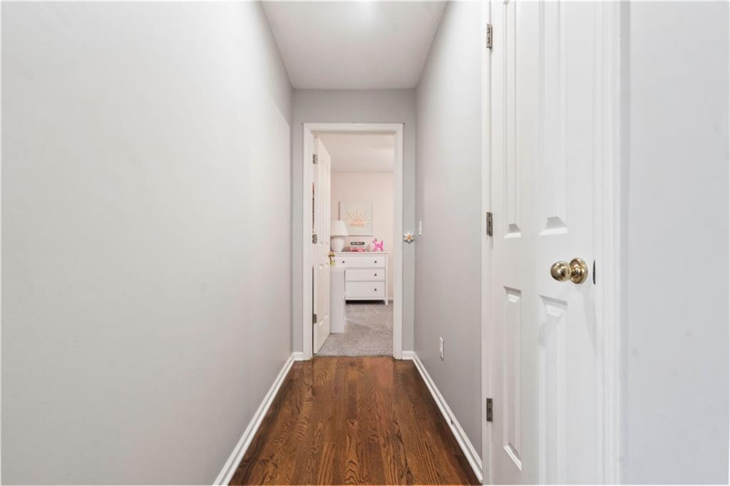 14908 Glenwood Avenue