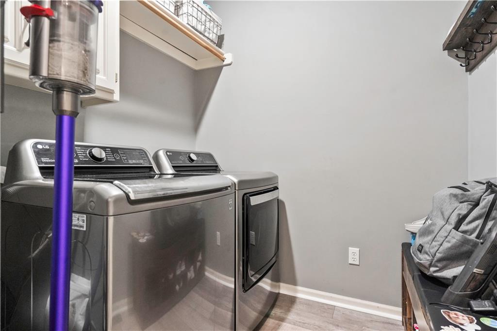 14908 Glenwood Avenue