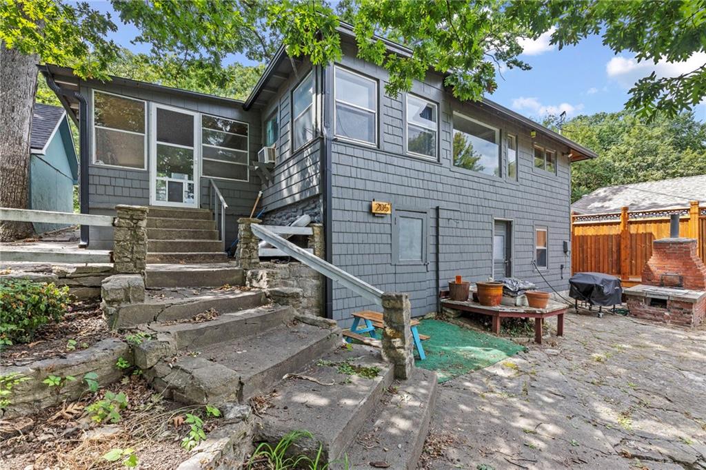 205 Lake Forest Drive