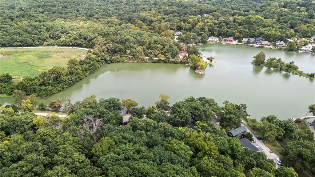 205 Lake Forest Drive