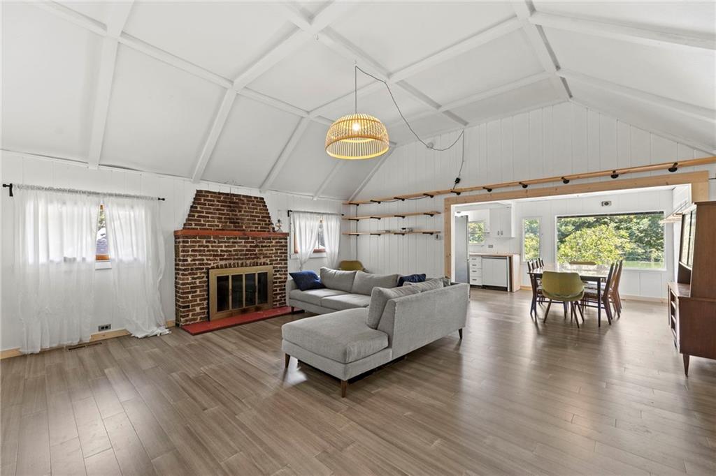 205 Lake Forest Drive