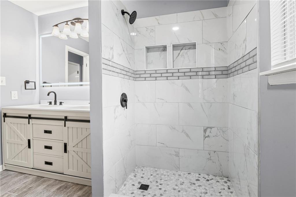 18120 E 25th Terrace