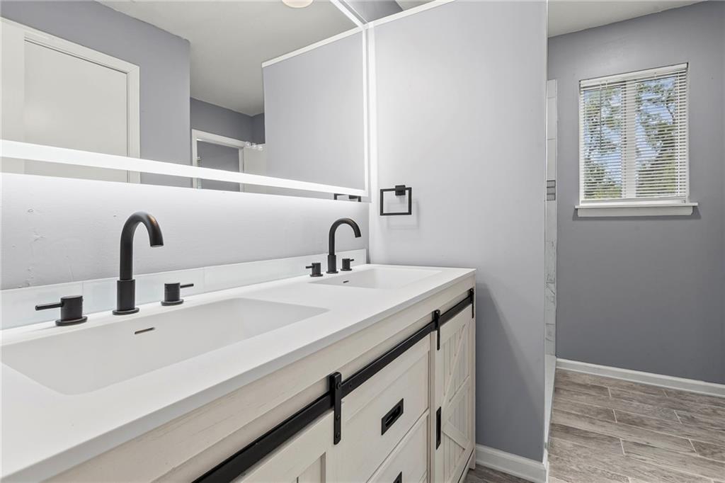 18120 E 25th Terrace