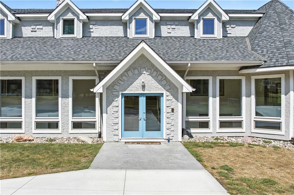 8270 W 172nd Terrace