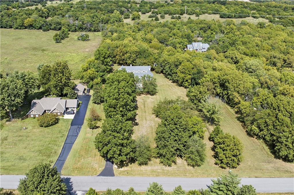 8270 W 172nd Terrace