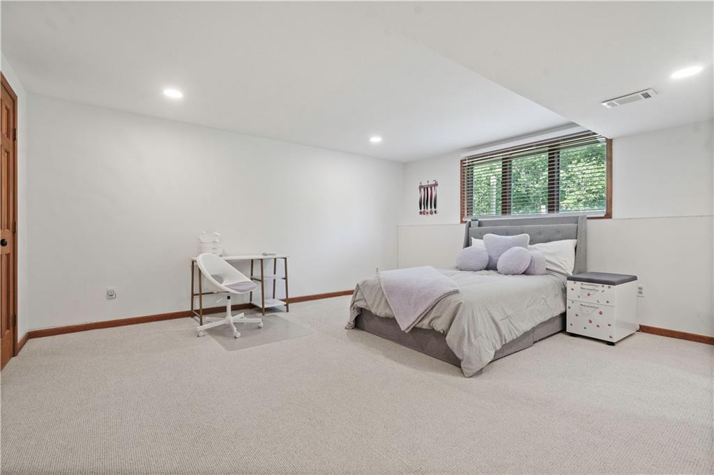 8270 W 172nd Terrace