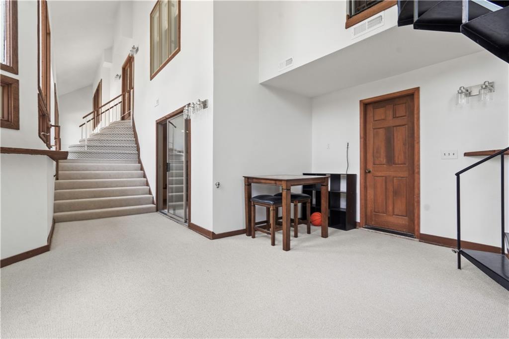 8270 W 172nd Terrace