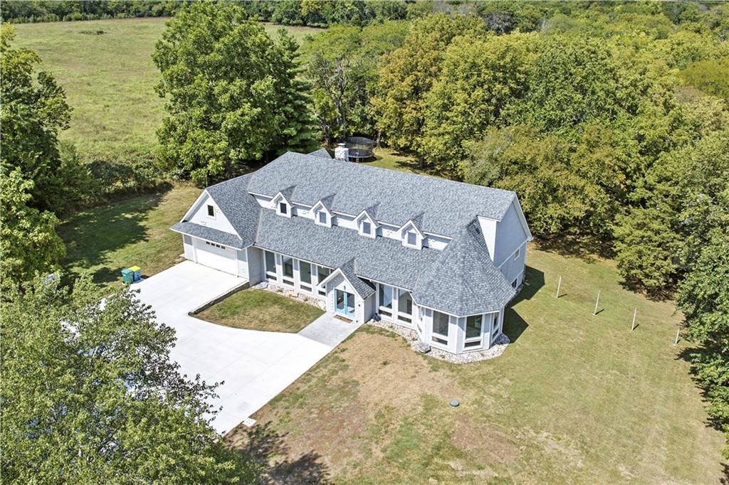 8270 W 172nd Terrace