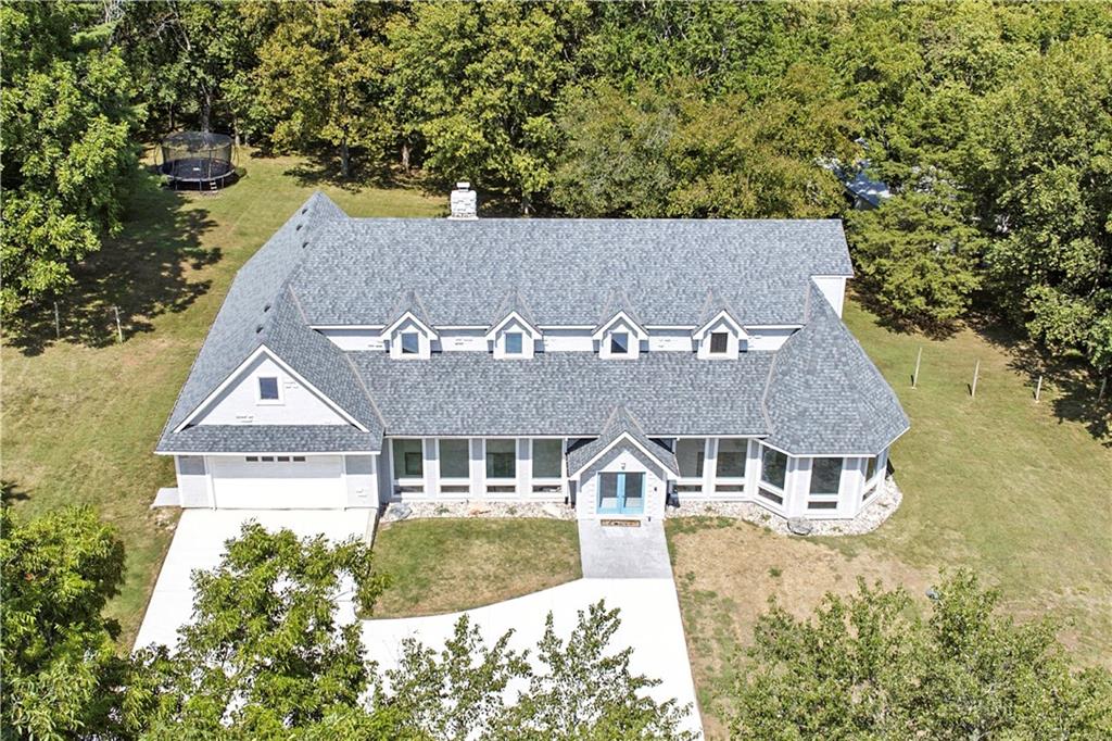 8270 W 172nd Terrace