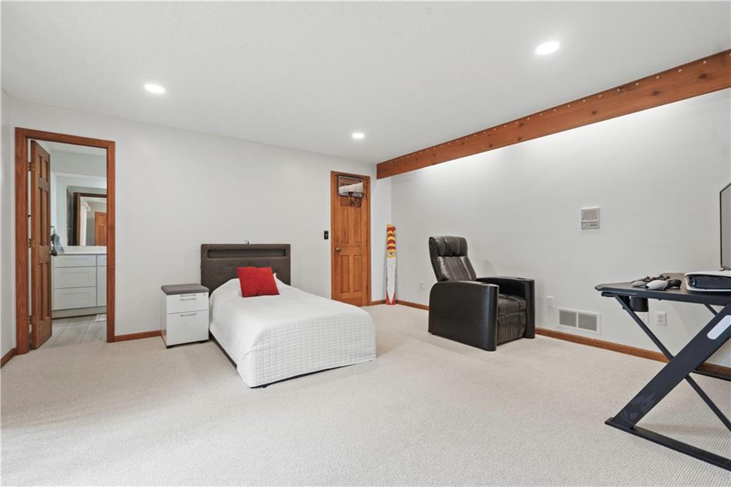 8270 W 172nd Terrace