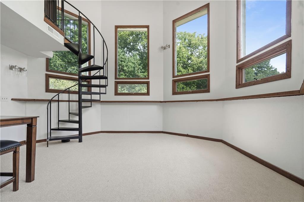 8270 W 172nd Terrace