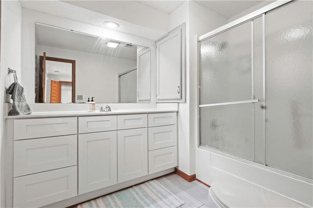 8270 W 172nd Terrace