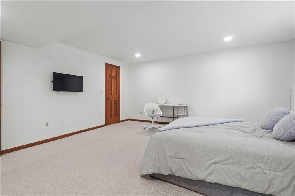 8270 W 172nd Terrace