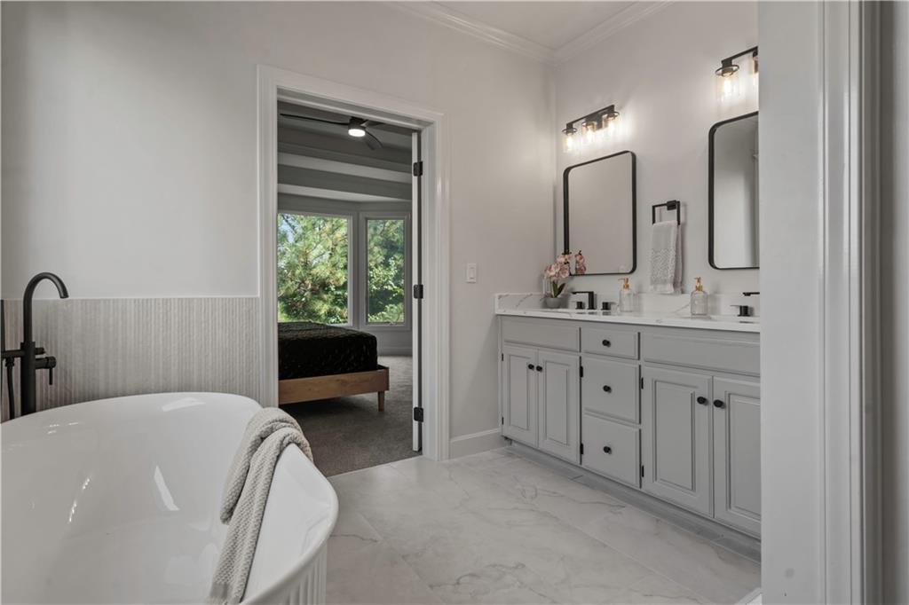 14316 Norwood Street