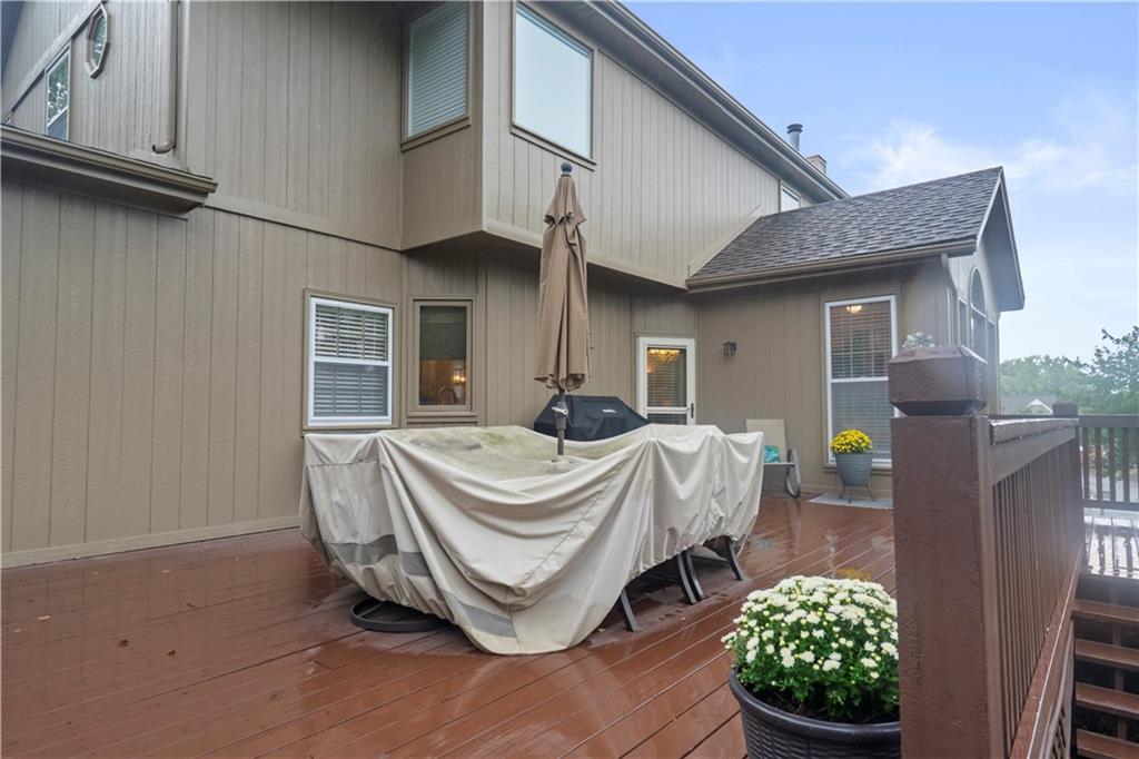 8216 W 146th Terrace