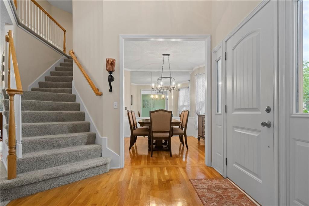 8216 W 146th Terrace