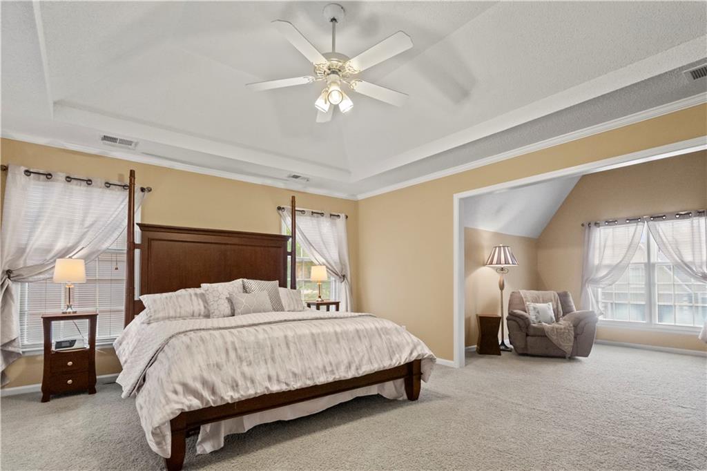 8216 W 146th Terrace