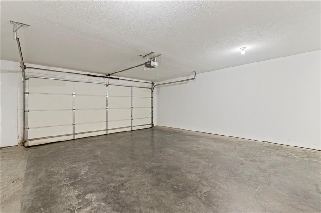 5245 Overland Drive Unit: D3