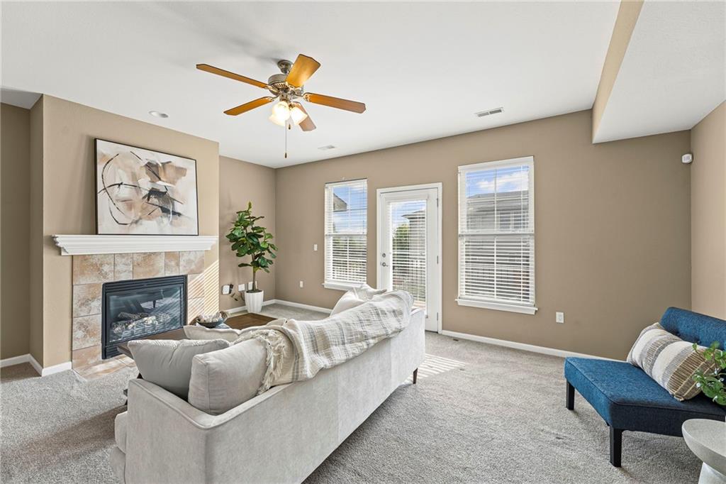 5245 Overland Drive Unit: B26