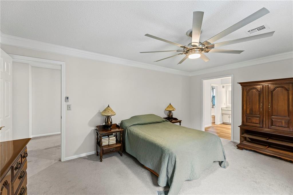 15919 W 136th Terrace