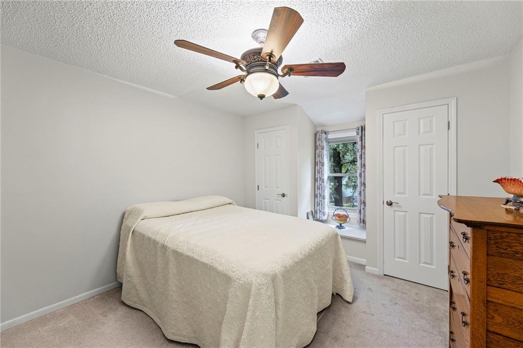 15919 W 136th Terrace