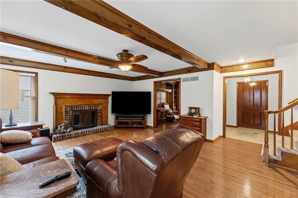 15919 W 136th Terrace