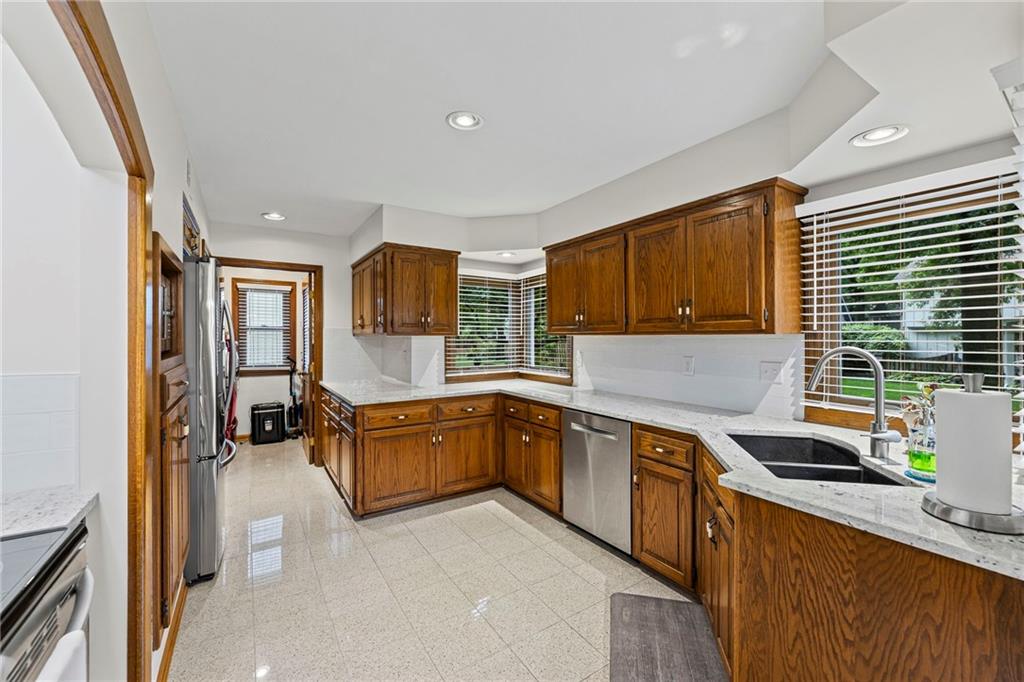 15919 W 136th Terrace