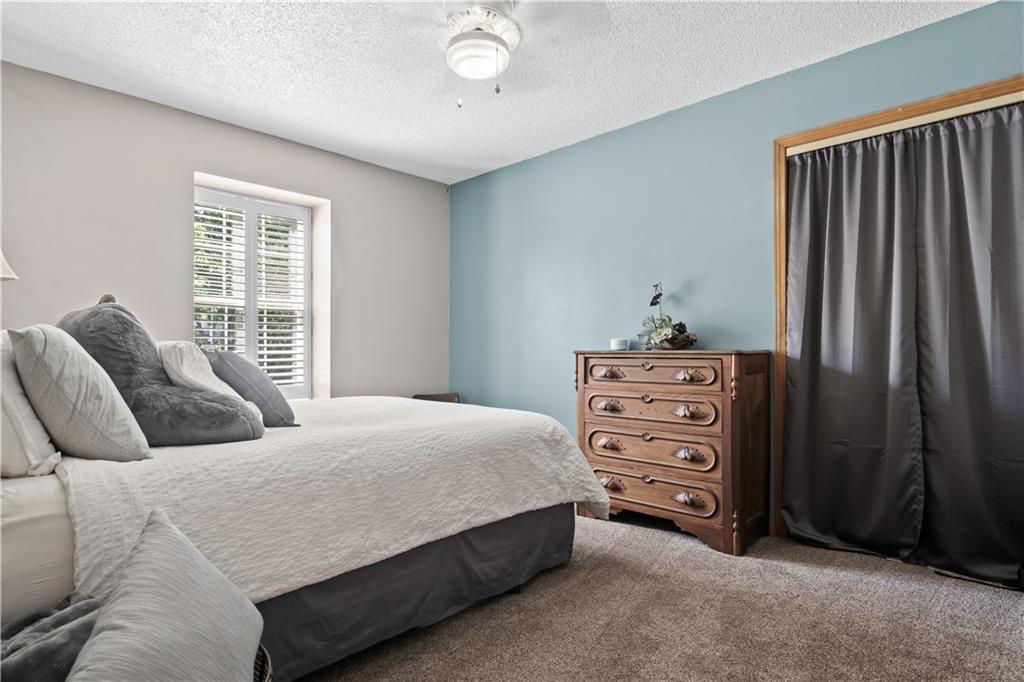 1002 N Parker Terrace