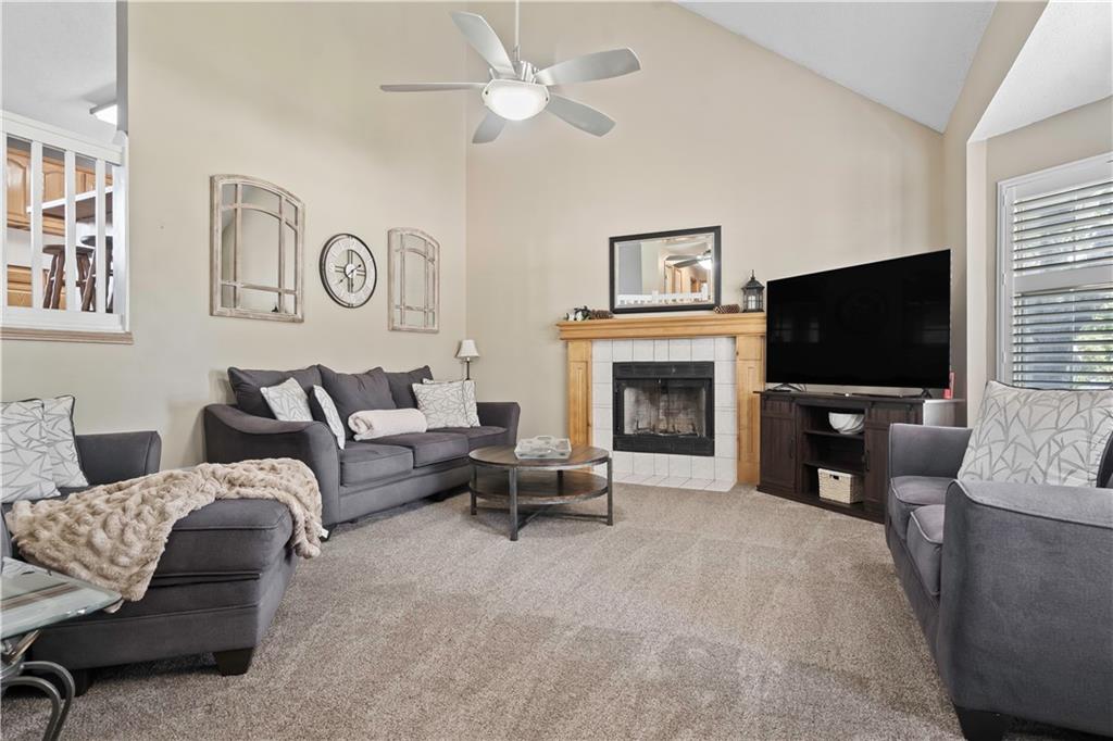 1002 N Parker Terrace