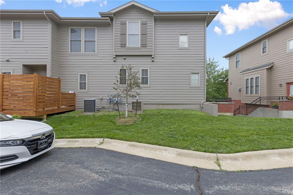 5245 Overland Drive Unit: A14