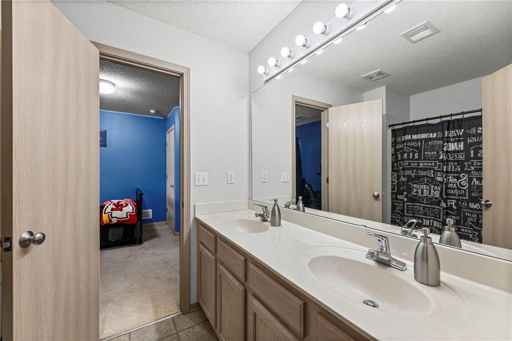 8662 NE 97TH Terrace