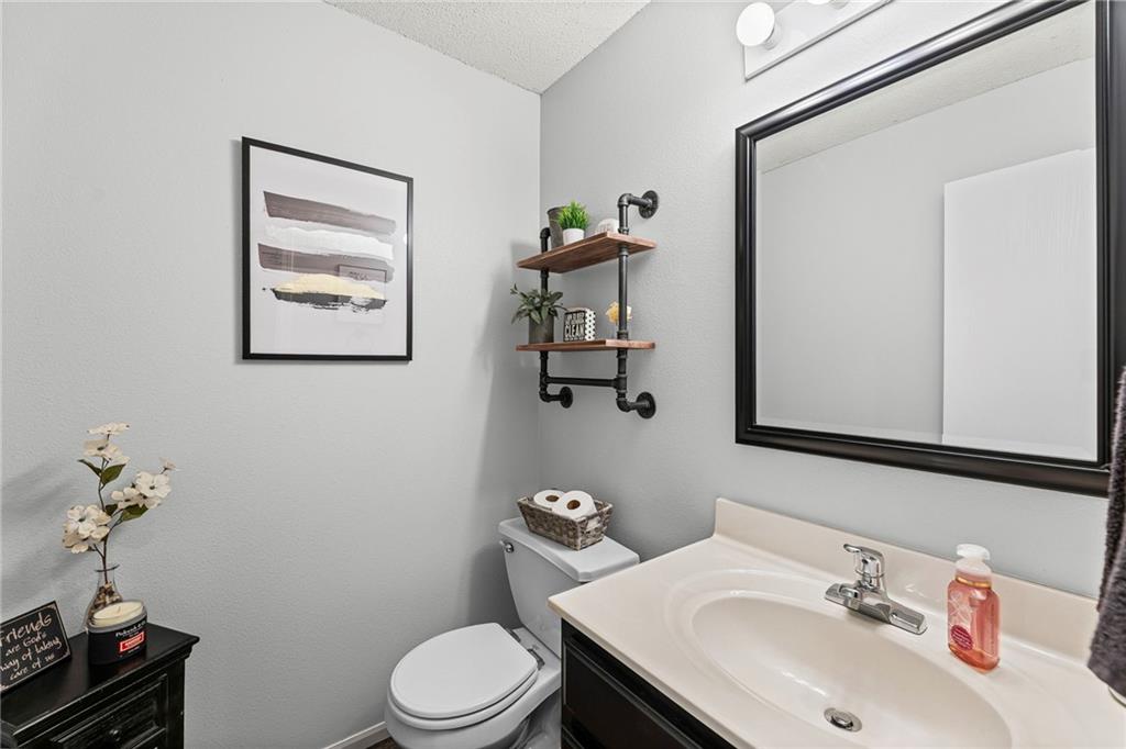 8662 NE 97TH Terrace