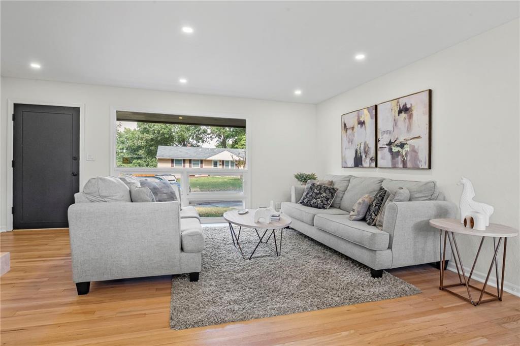 11029 E 53rd Terrace