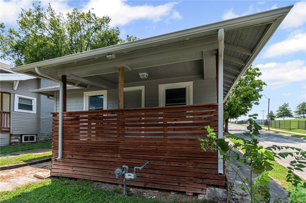 5400 Paseo Boulevard