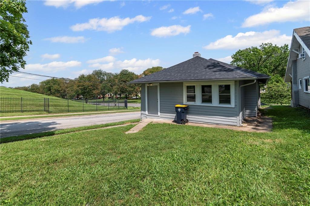 5400 Paseo Boulevard