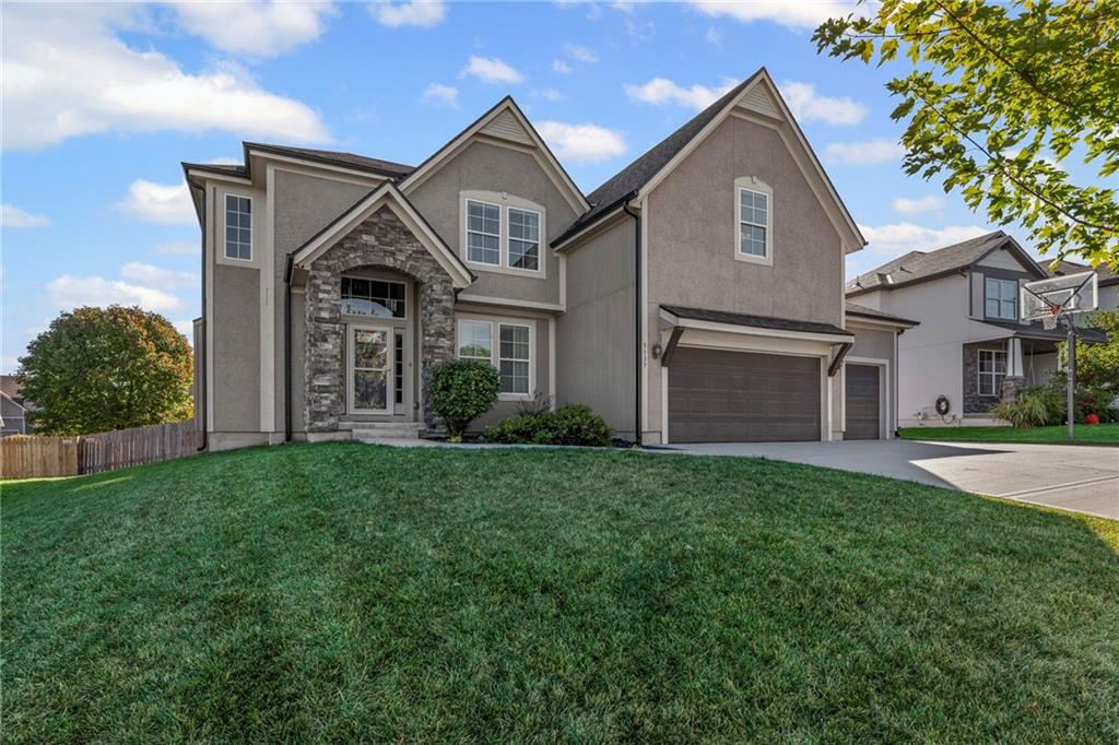 5137 Meadowlark Drive