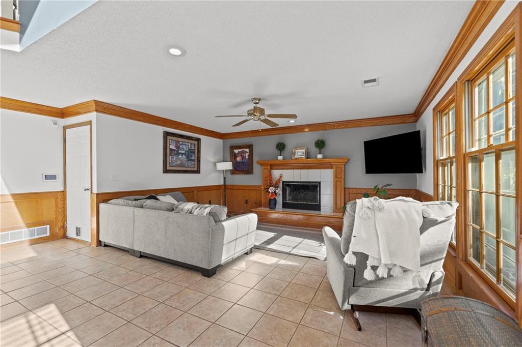 14441 W 122nd Street