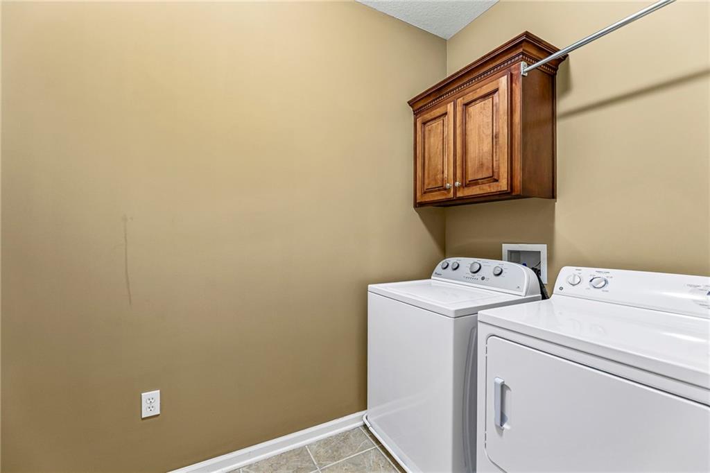 5245 Overland Drive Unit: D4