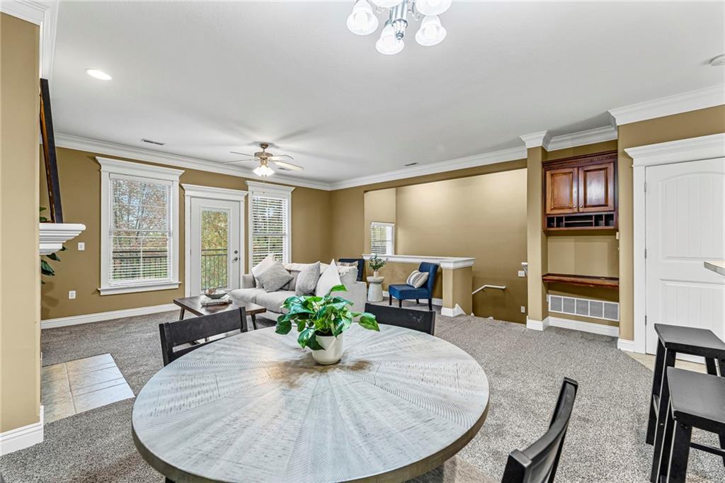 5245 Overland Drive Unit: D4