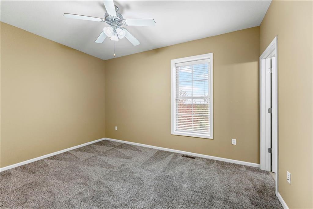 5245 Overland Drive Unit: D4