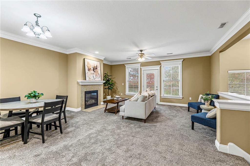 5245 Overland Drive Unit: D4