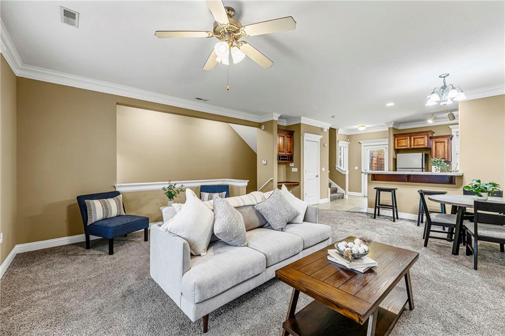 5245 Overland Drive Unit: D4