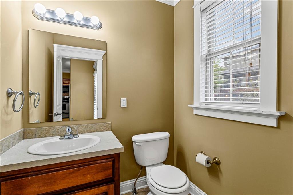 5245 Overland Drive Unit: D4