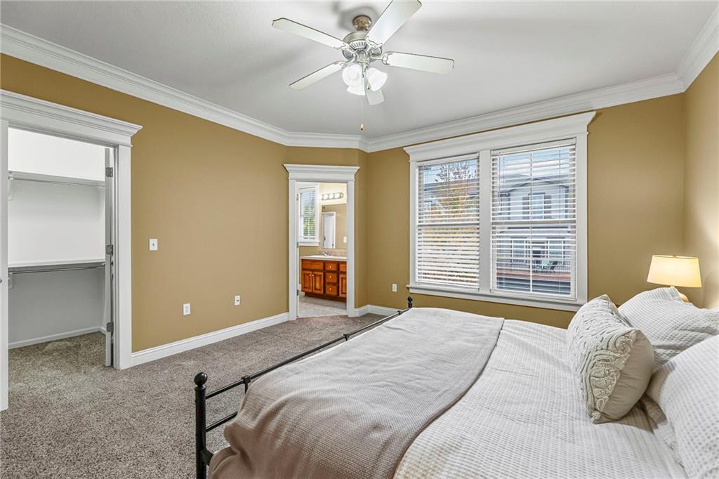 5245 Overland Drive Unit: D4